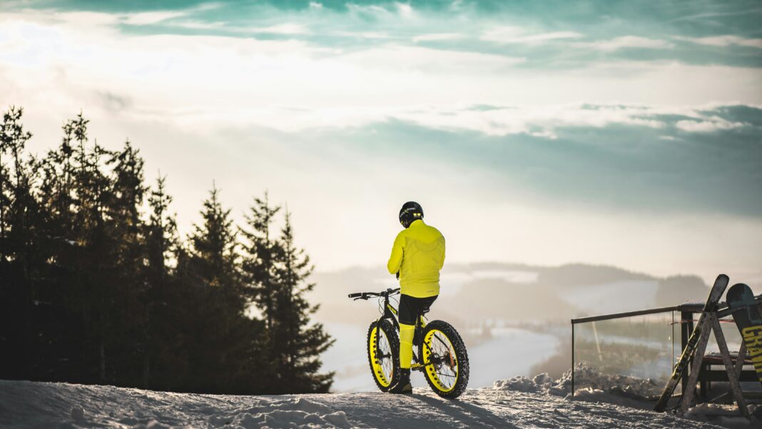milosz-klinowski-4xzury-a09m-unsplash