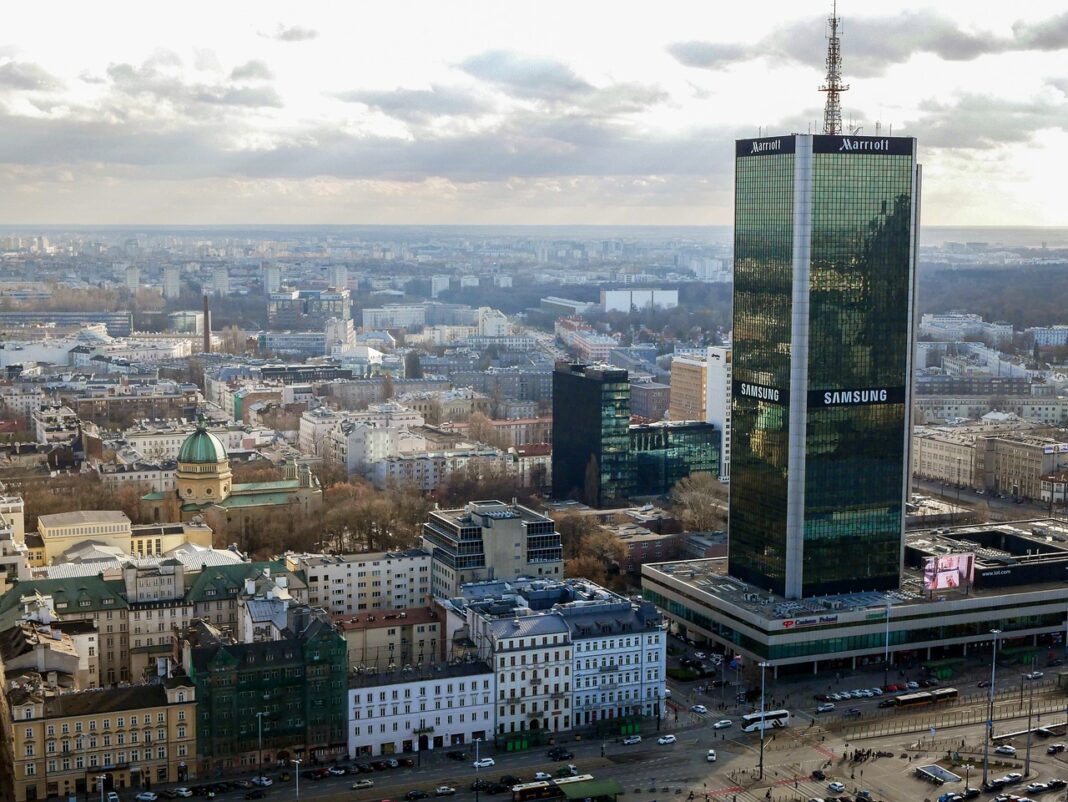 warsaw-4974528_1280
