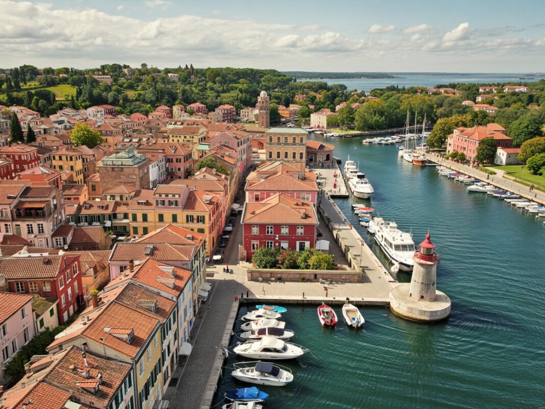 city-break-last-minute