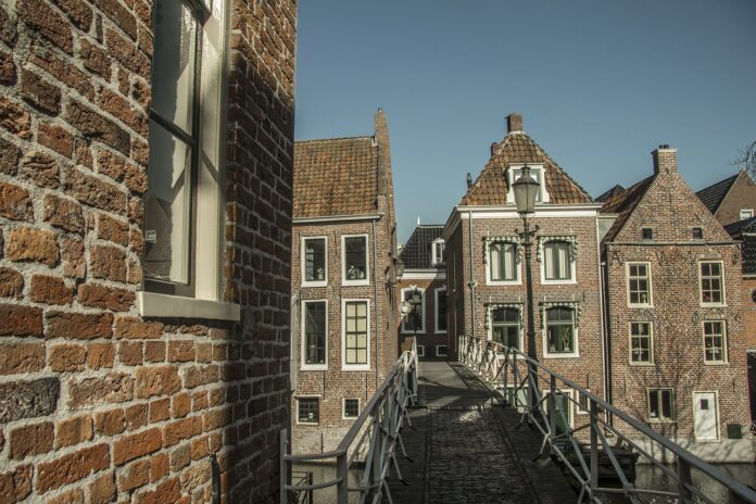 amsterdam-4918747_1280