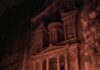 Poczuj czarujący blask świec Petry, wpisanej na Listę Światowego Dziedzictwa UNESCO, pod gwiazdami.